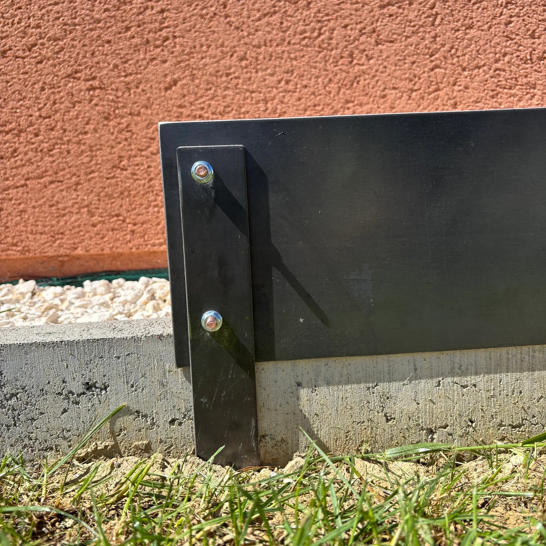 Bordure acier corten + BOBI'fix — miniature 4