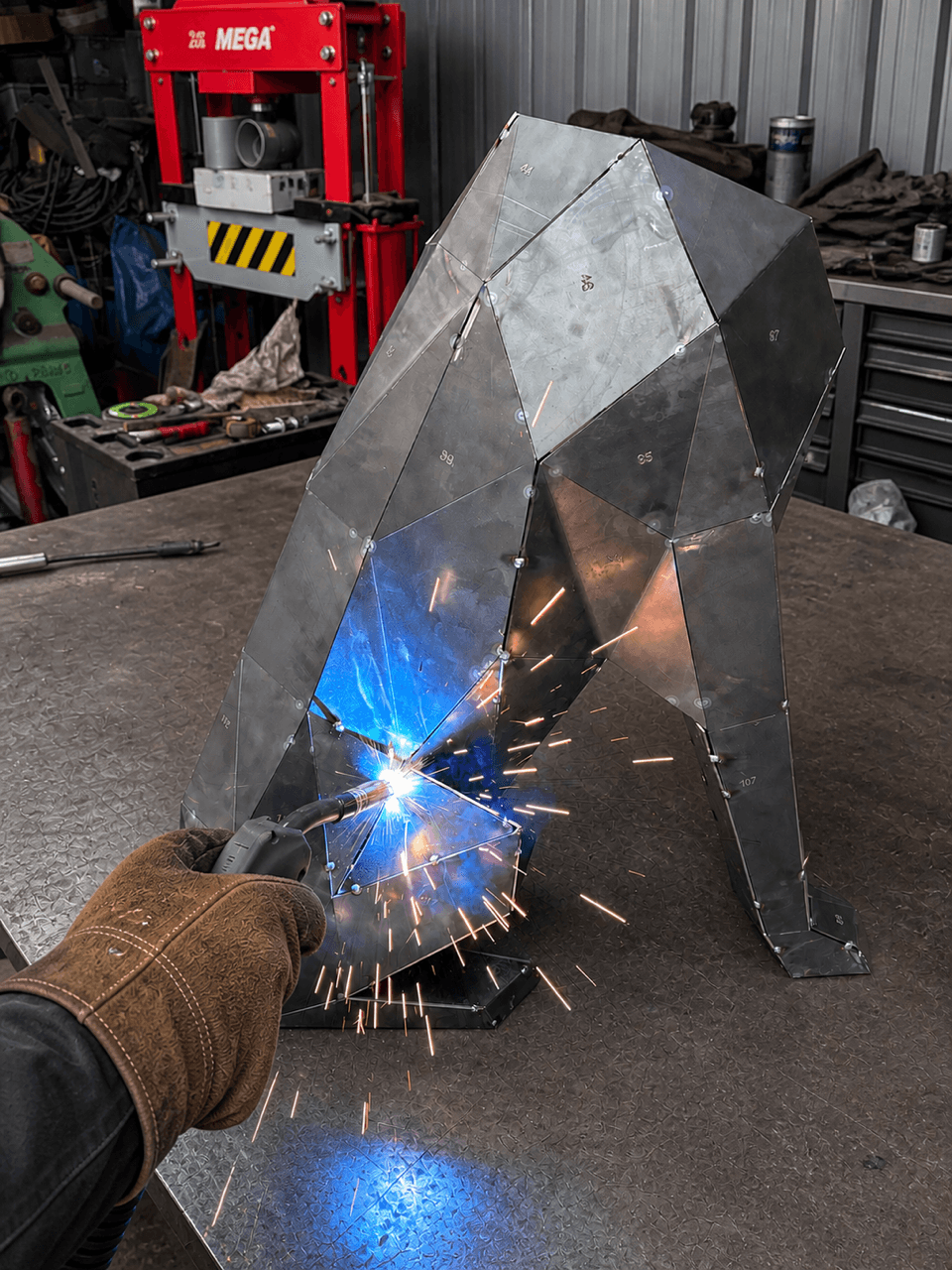 Doberman acier corten — sculpture 3D - miniature 6